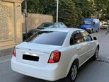 Daewoo Gentra-4