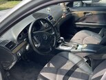 Mercedes E 270-6