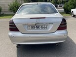 Mercedes E 270-4