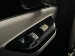 Kia Carnival-21