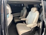 Kia Carnival-25