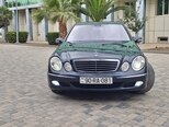 Mercedes E 240-1