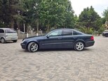 Mercedes E 240-16