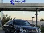 Mercedes E 280-1