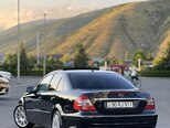 Mercedes E 280-4