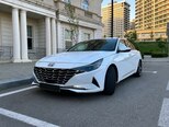 Hyundai Elantra-1