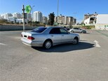 Mercedes E 220-2