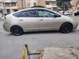Toyota Prius-4