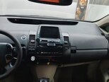 Toyota Prius-5