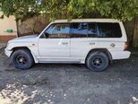 Mitsubishi Pajero-2