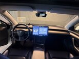 Tesla Model 3-3