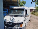Ford Transit-5