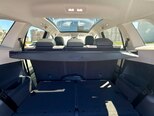 Volkswagen ID.6 Crozz-12