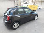 Nissan March-8