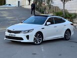 Kia K5-4