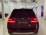 BMW X7-12