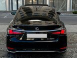 Lexus ES 300h-18