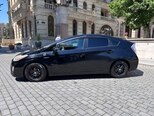 Toyota Prius-4