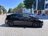 Toyota Prius-5