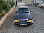 Mercedes 200 E-1