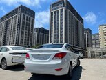 Hyundai Accent-2