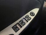 Hyundai Accent-10