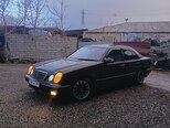 Mercedes E 270-6