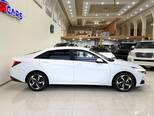 Hyundai Elantra-9