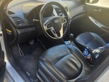 Hyundai Accent-11