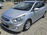 Hyundai Accent-9