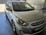 Hyundai Accent-2