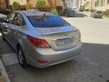 Hyundai Accent-14