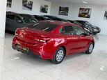 Kia Rio-11