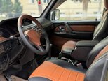 Mitsubishi Pajero-7