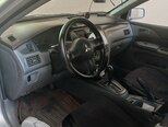 Mitsubishi Lancer-2