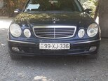 Mercedes E 270-1