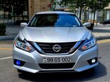 Nissan Altima-6