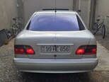 Mercedes E 220-5