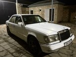 Mercedes E 200-4