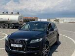 Audi Q7-9