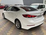 Hyundai Elantra-6