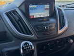 Ford Transit-12