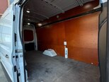 Ford Transit-13