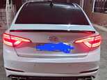 Hyundai Sonata-2