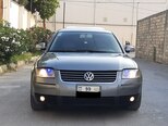 Volkswagen Passat-1