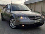 Volkswagen Passat-8