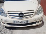 Mercedes B 200-1