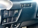 Lexus IS 300-16