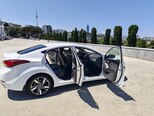 Hyundai Elantra-8