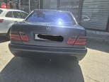 Mercedes E 200-4